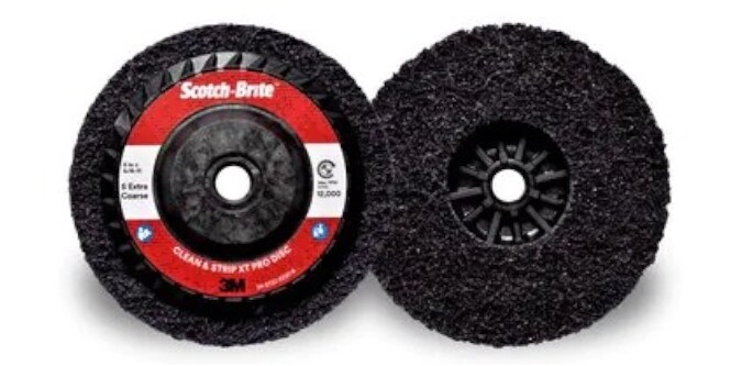 Scotch-Brite™ Clean and Strip XT Pro
