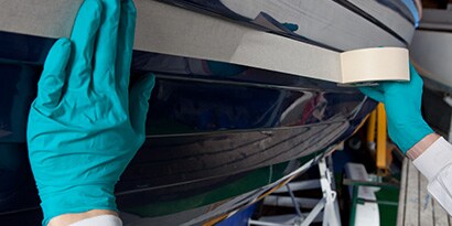 Learn more about masking applications using 3M products for the marine industry
