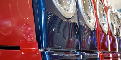 3M™ VHB™ 테이프는 아크릴 점착제입니다.
