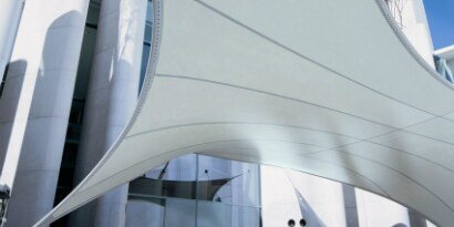 Fluoropolymers for Yarn and Textile
